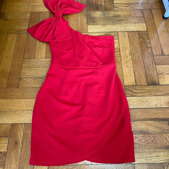 Mi Ami Elegant Scarlet Red One-Shoulder Dress - with Bow - Size M - Picture 4 of 7